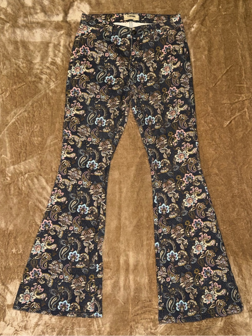 Rock & Roll Denim Cowgirl Bargain Button Floral Paisley Flare Pants 30X34